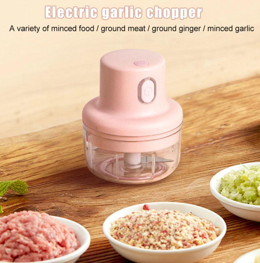 Premium electric Mini Garlic Chopper Mincer, Portable Cordless Grinder Small Food Processor for Onion/Ginger/Pepper/Nuts/Meat Mini Food Chopper