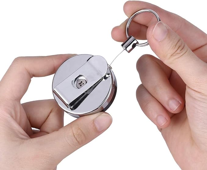 ����Multifunctional Steel Wire Key Ring || Keychain with Belt Clip����